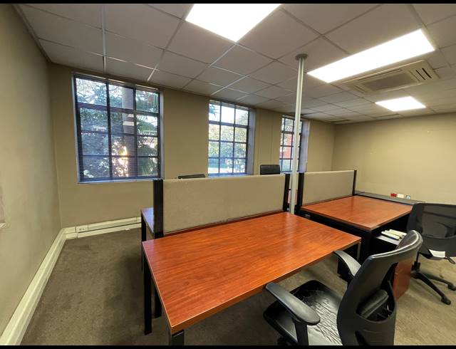 498.50M² OFFICE TO LET IN BRYANSTON